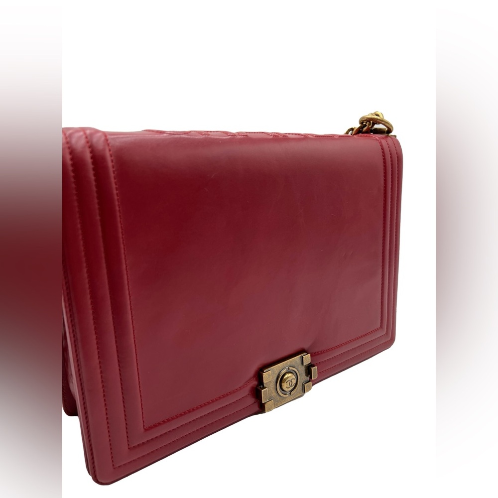 đź’ĄSOLDđź’ĄChanel XL Reverso Burgundy Boy Bag - Picture 9 of 11